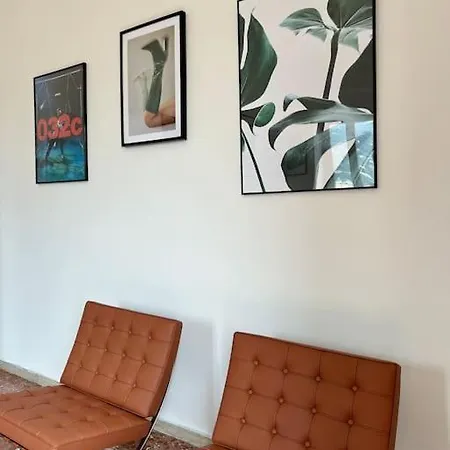 Fancy Bright With And Mountain View On An Ancient Staircase 5 Mins To The Station With 2 Balconies With Amazing View Διαμέρισμα *