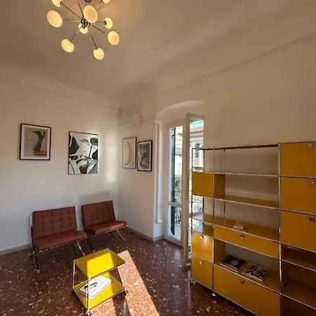 Fancy Bright With And Mountain View On An Ancient Staircase 5 Mins To The Station With 2 Balcony With Amazing View Апартаменты Специя