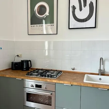 Fancy Bright With And Mountain View On An Ancient Staircase 5 Mins To The Station With 2 Balcony With Amazing View *