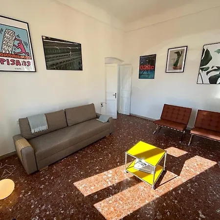 Fancy Bright With And Mountain View On An Ancient Staircase 5 Mins To The Station With 2 Balcony With Amazing View