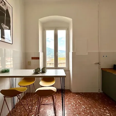 Fancy Bright With And Mountain View On An Ancient Staircase 5 Mins To The Station With 2 Balcony With Amazing View Apartment *