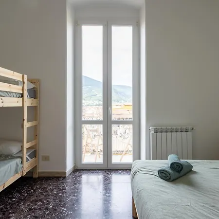 Fancy Bright With And Mountain View On An Ancient Staircase 5 Mins To The Station With 2 Balcony With Amazing View Apartment La Spezia