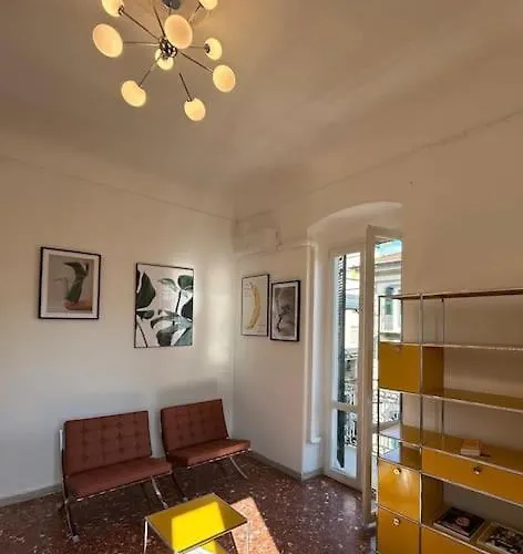 Fancy Bright With And Mountain View On An Ancient Staircase 5 Mins To The Station With 2 Balcony With Amazing View Apartment La Spezia