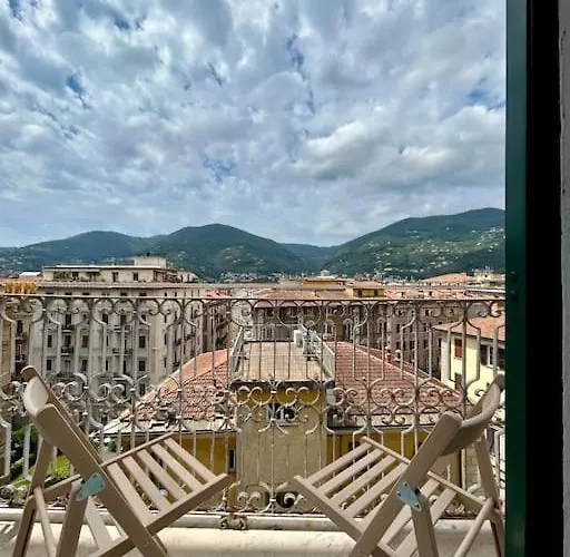 Fancy Bright With And Mountain View On An Ancient Staircase 5 Mins To The Station With 2 Balconies With Amazing View * ラ・スペツィア