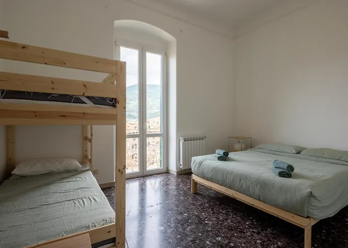 アパート Fancy Bright With And Mountain View On An Ancient Staircase 5 Mins To The Station With 2 Balconies With Amazing View